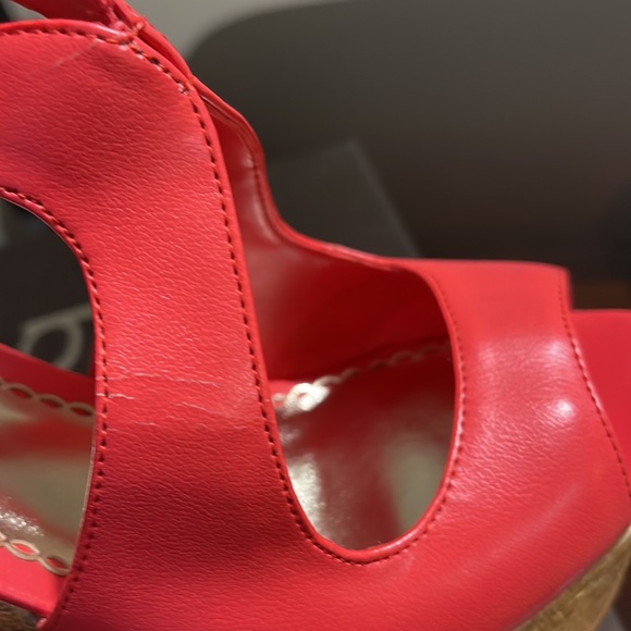 Bebe Wedge - Picture 8 of 8